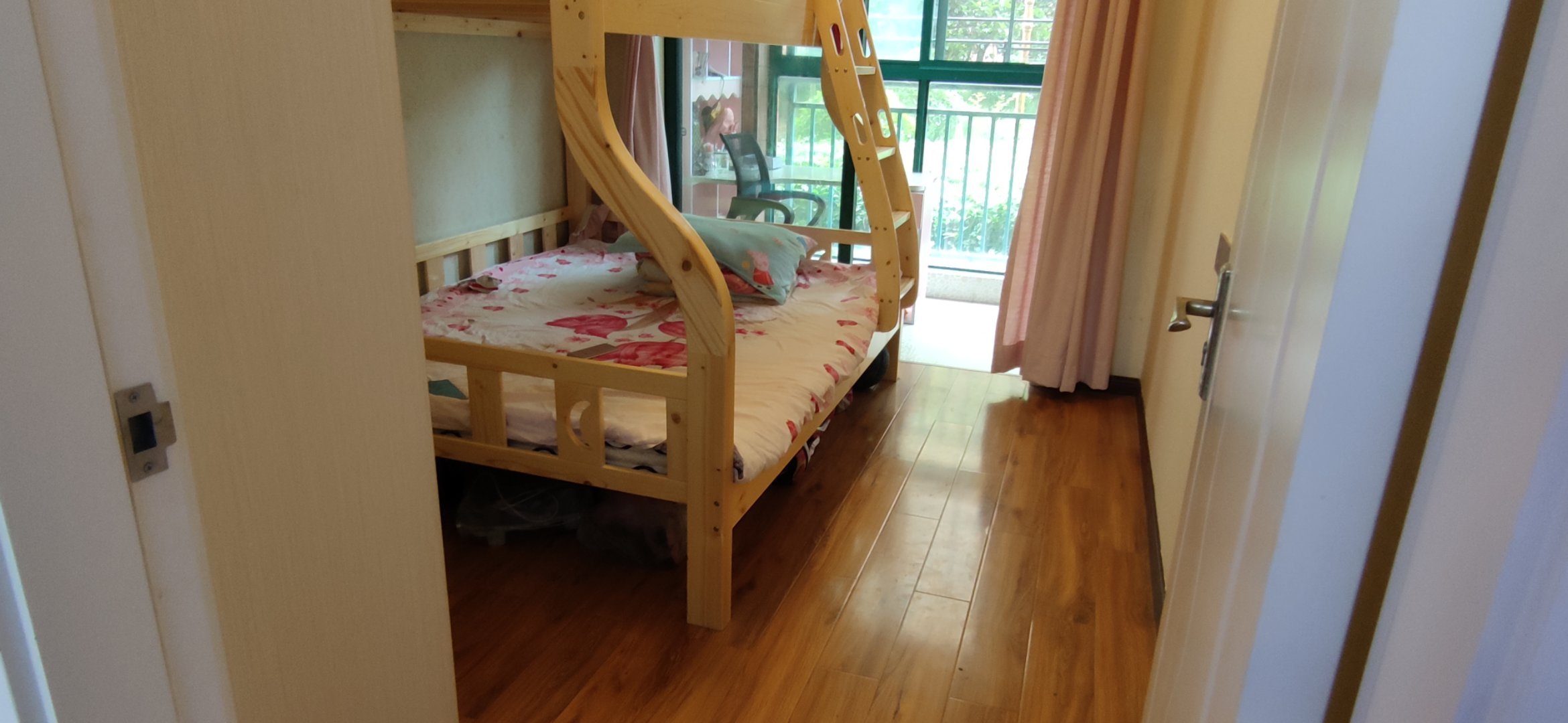 新城壹号二期精装三房，南北通透，户型方正