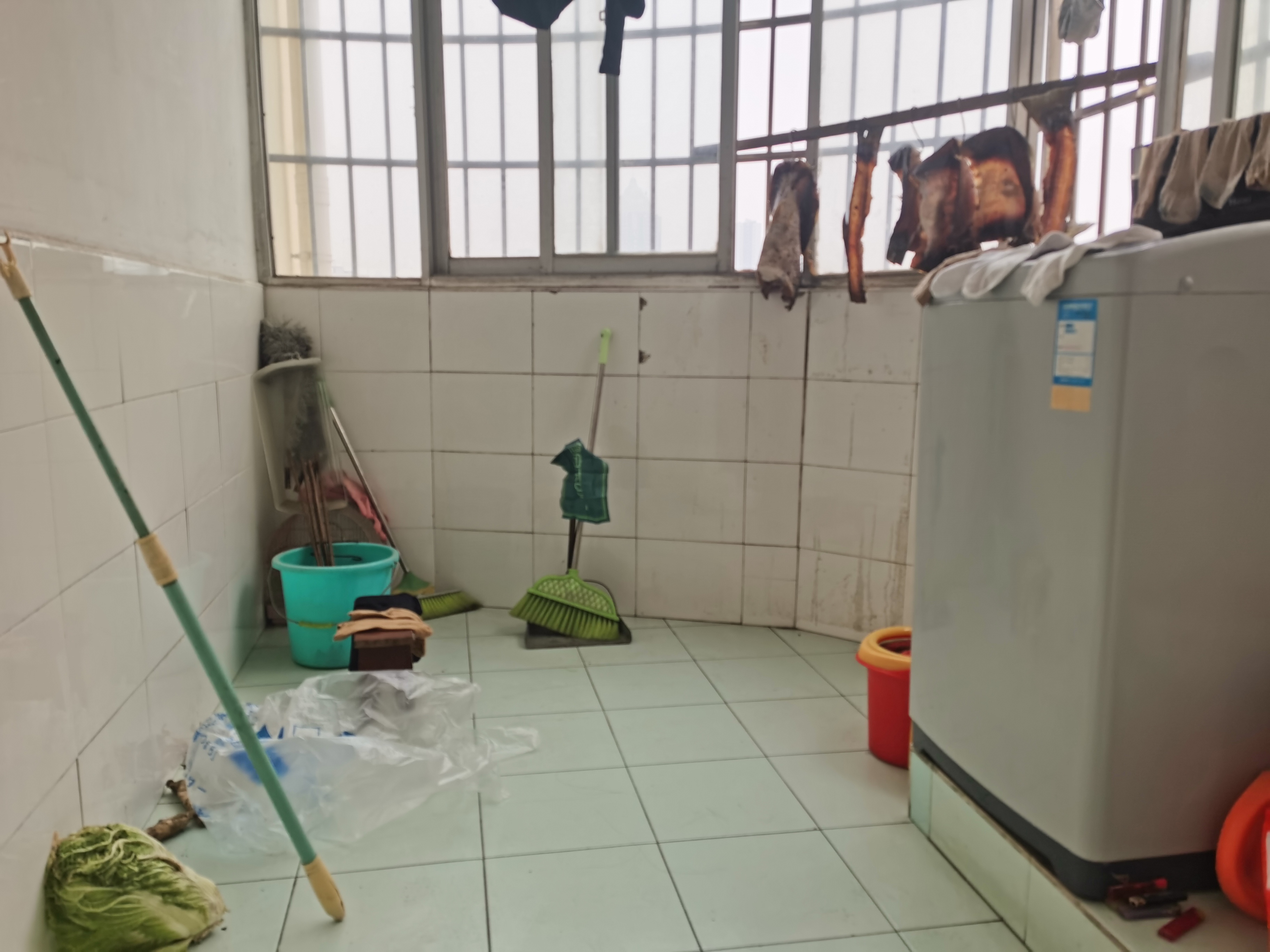 德政园香榭里精装大三房三面采光拎包入住看房方便诚心出售