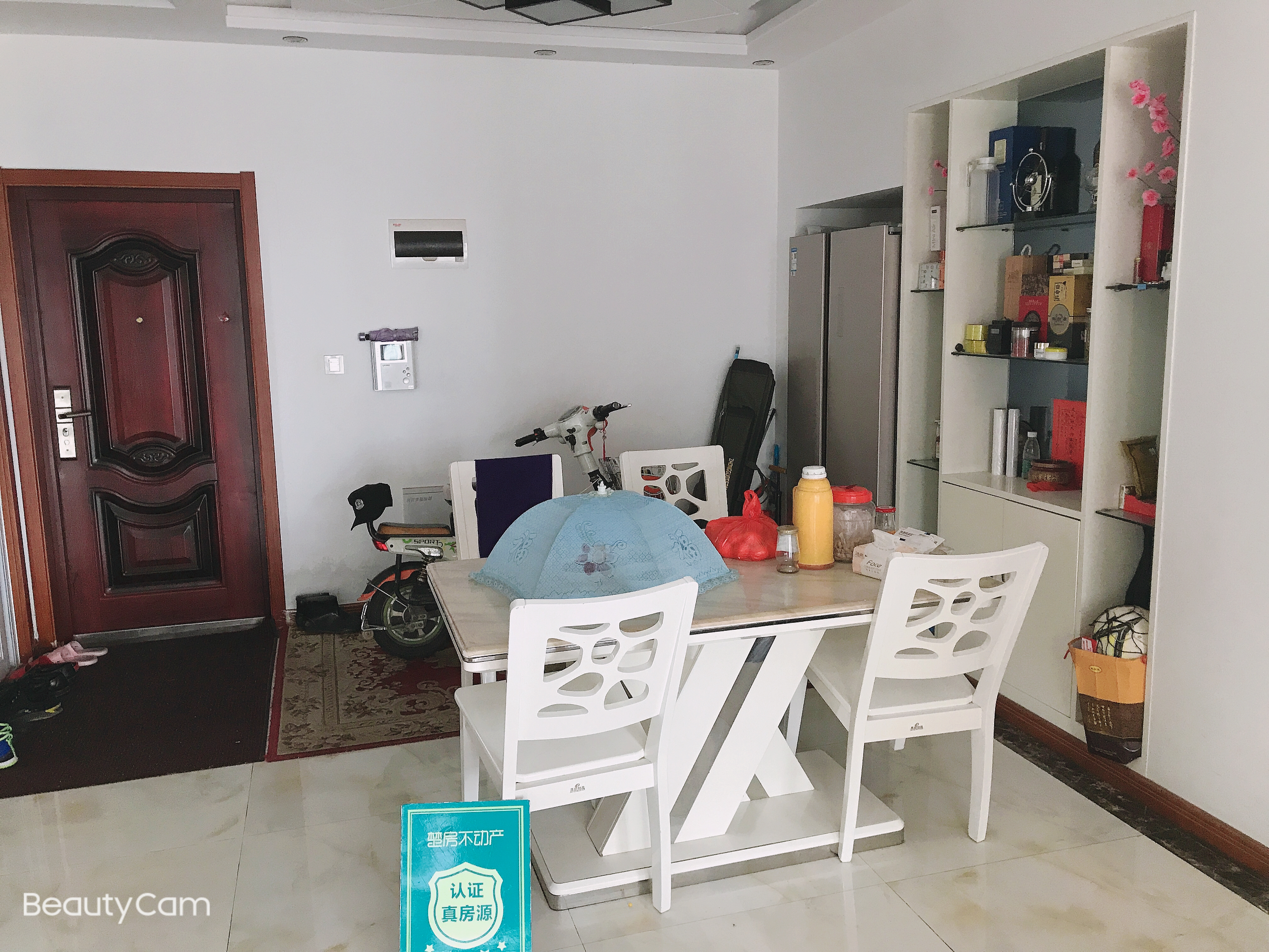 天下城市星座精装三房三面采光房子保养很好好楼层诚意出售