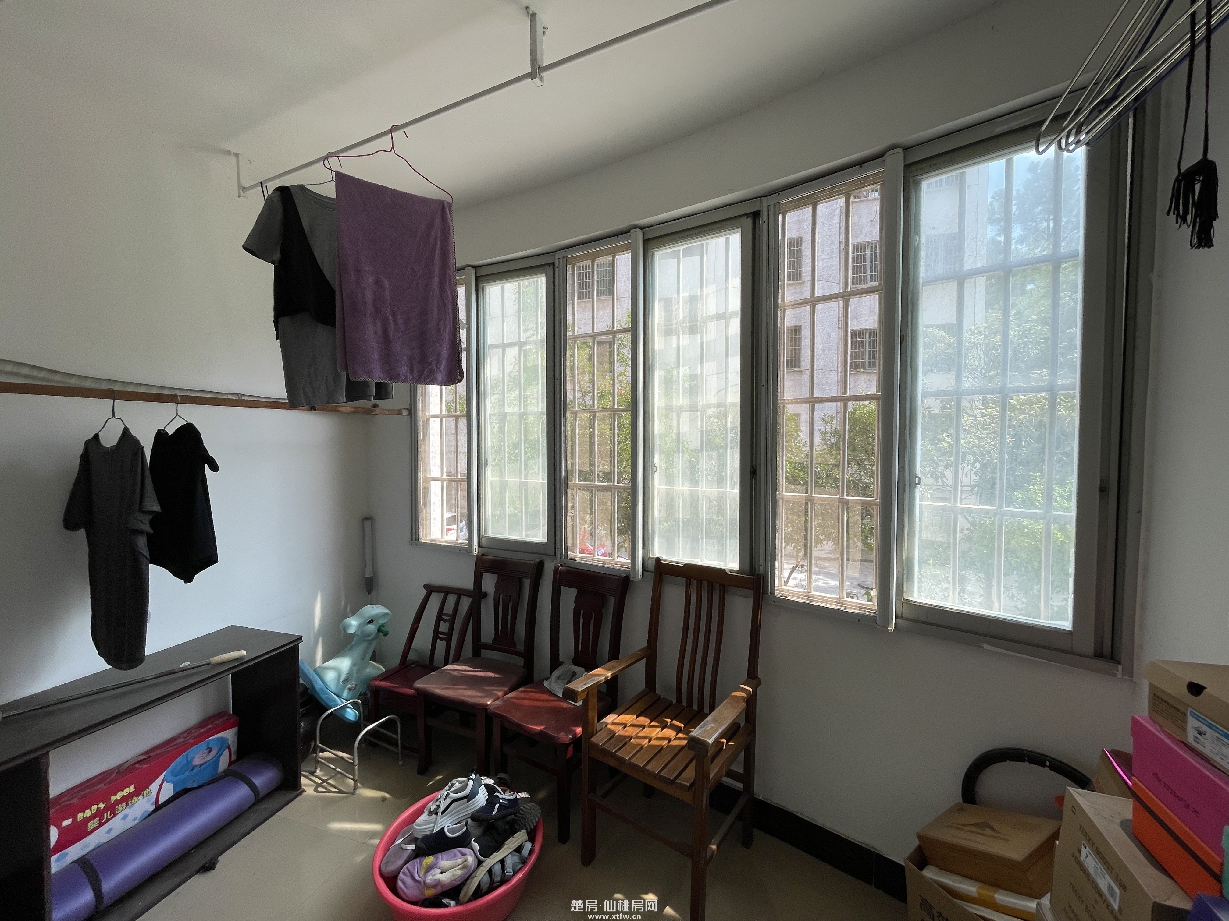 德政园布诺尼三室两厅低层成色新采光好工作调动急需处理