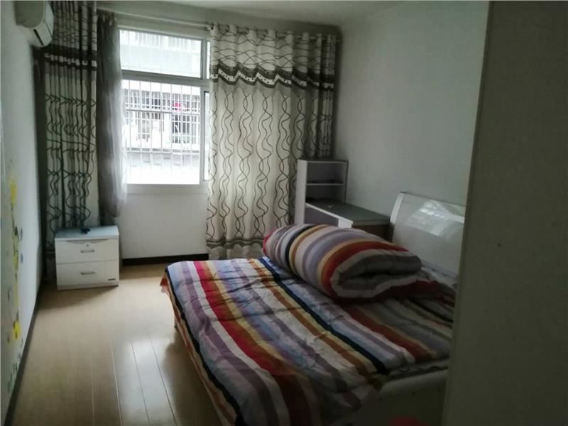 德政园对面宏大小区精装大三房家电家具齐全急租 看房