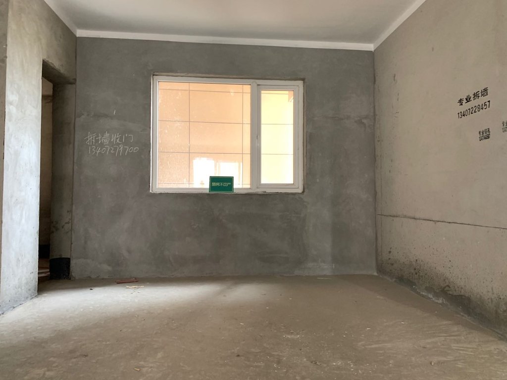 森林国际毛坯三房湖景房南北双阳台看房方便