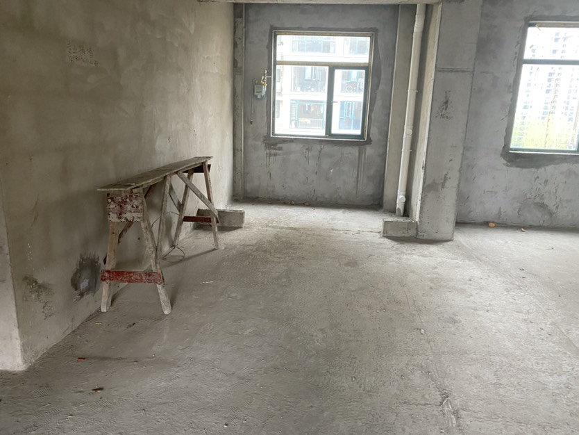 新城壹号五期花园洋房，采光好无遮挡