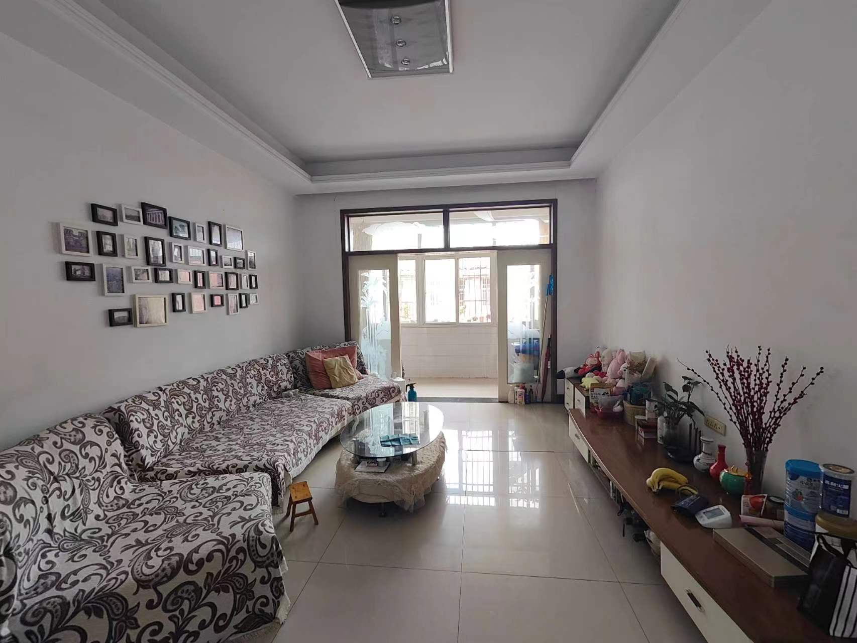 捡漏捡漏丹嫁2580 德美花园 西桥旁，有院子停车 有安保设施 户型方正双阳台 三面采光