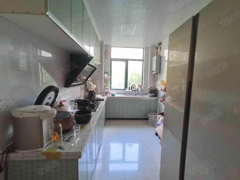 城南，新城壹号，精装三房，大户型，单价不到4000，南北通透，诚心出售