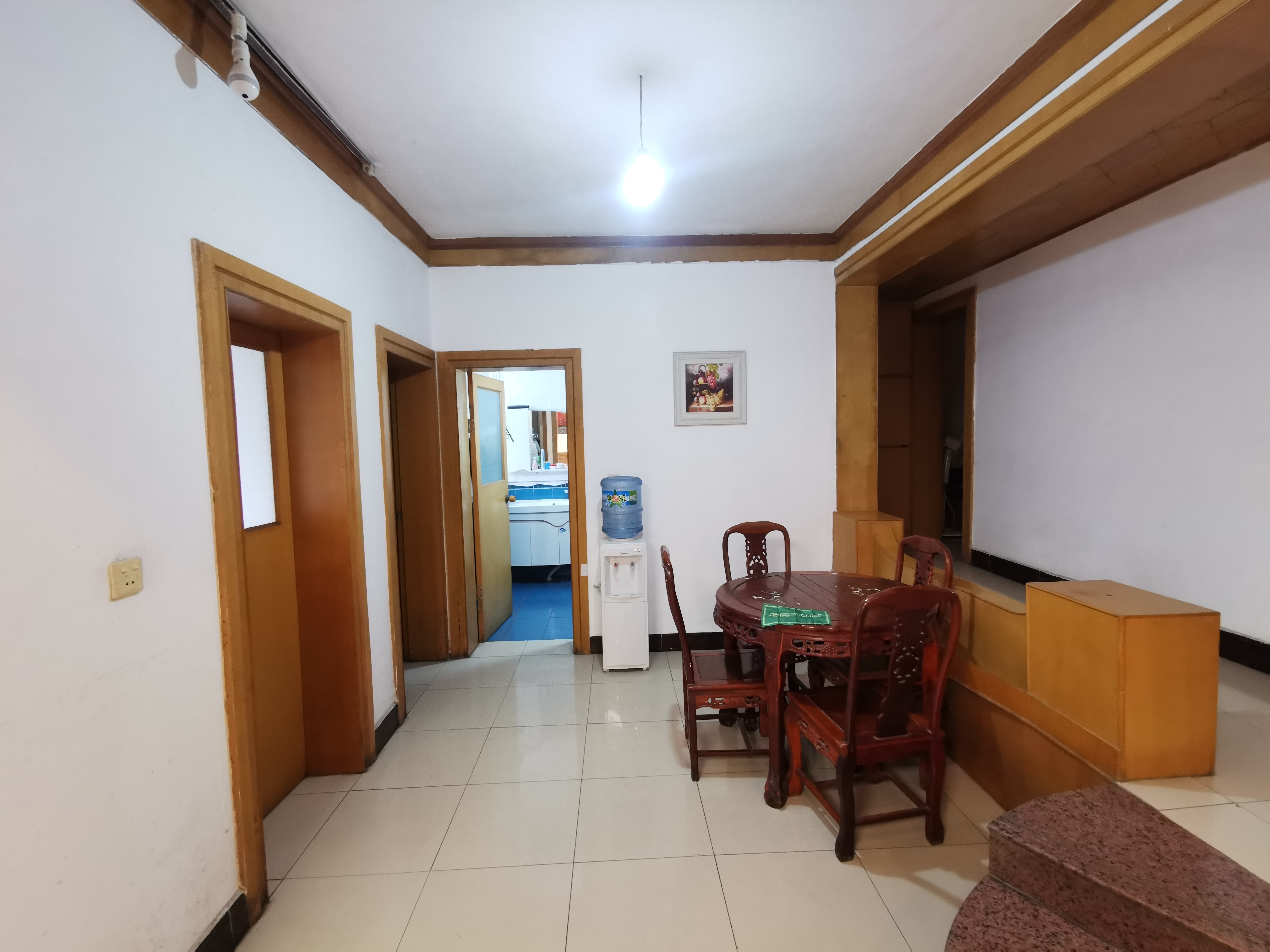 武商仙下河旁金叶大楼四房10米大阳台三房朝南诚心卖看房方便