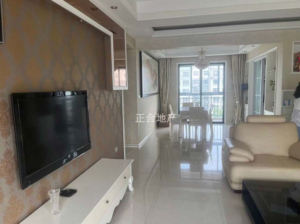 房东急售，德政金园，精装大3房，单价3450，南北双阳台，采光视野好