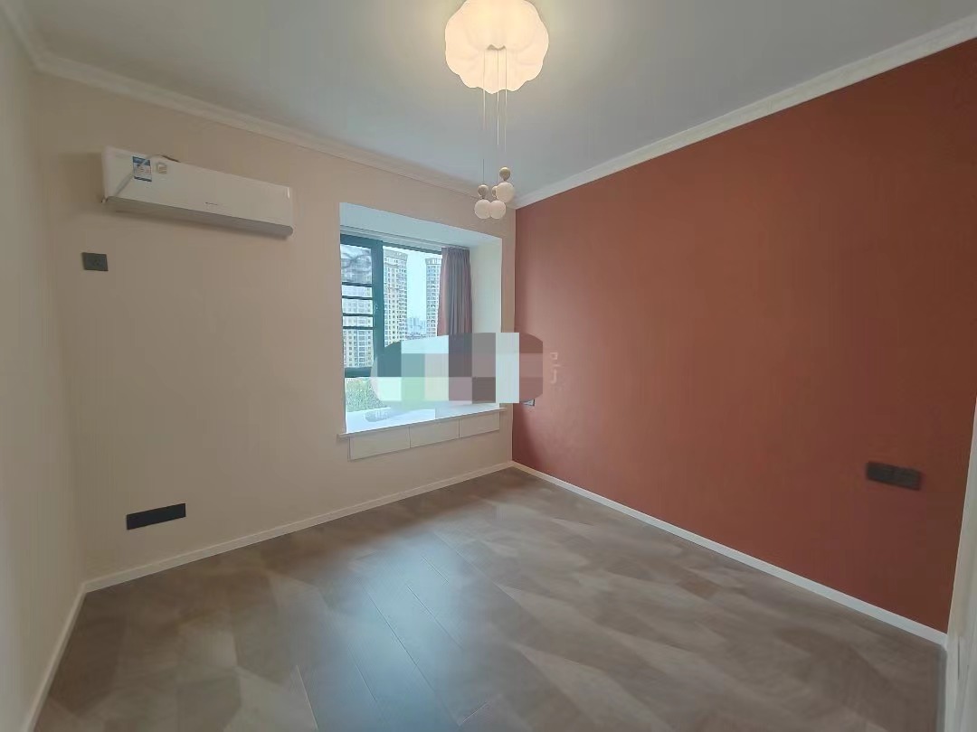 41，捡漏，新城壹号洋房，小高层，全新装修，定制酒柜皇朝家居全留下，