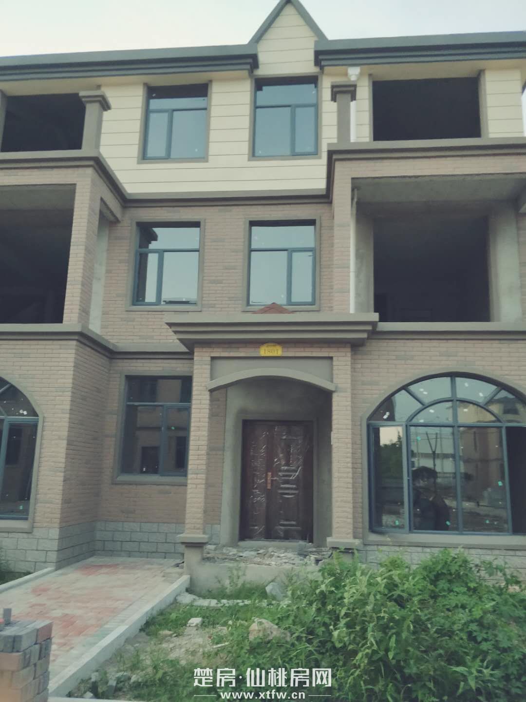 太子湖新区花苑东边 栋有不动产证