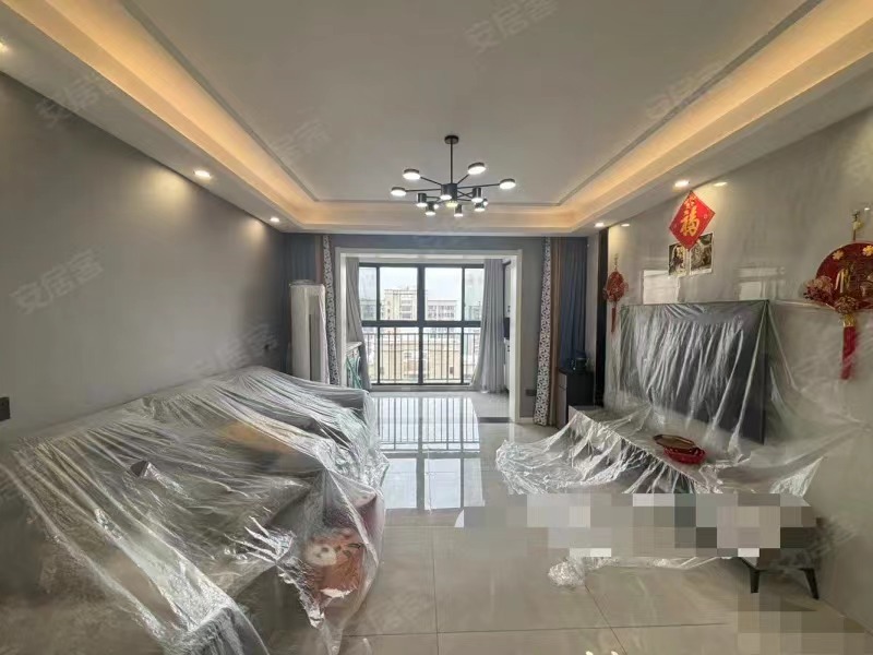 亏本出，森林国际，全新精装房 ，下楼就是新二小二中 ，南北双阳台， 单价只要5600 ，捡漏