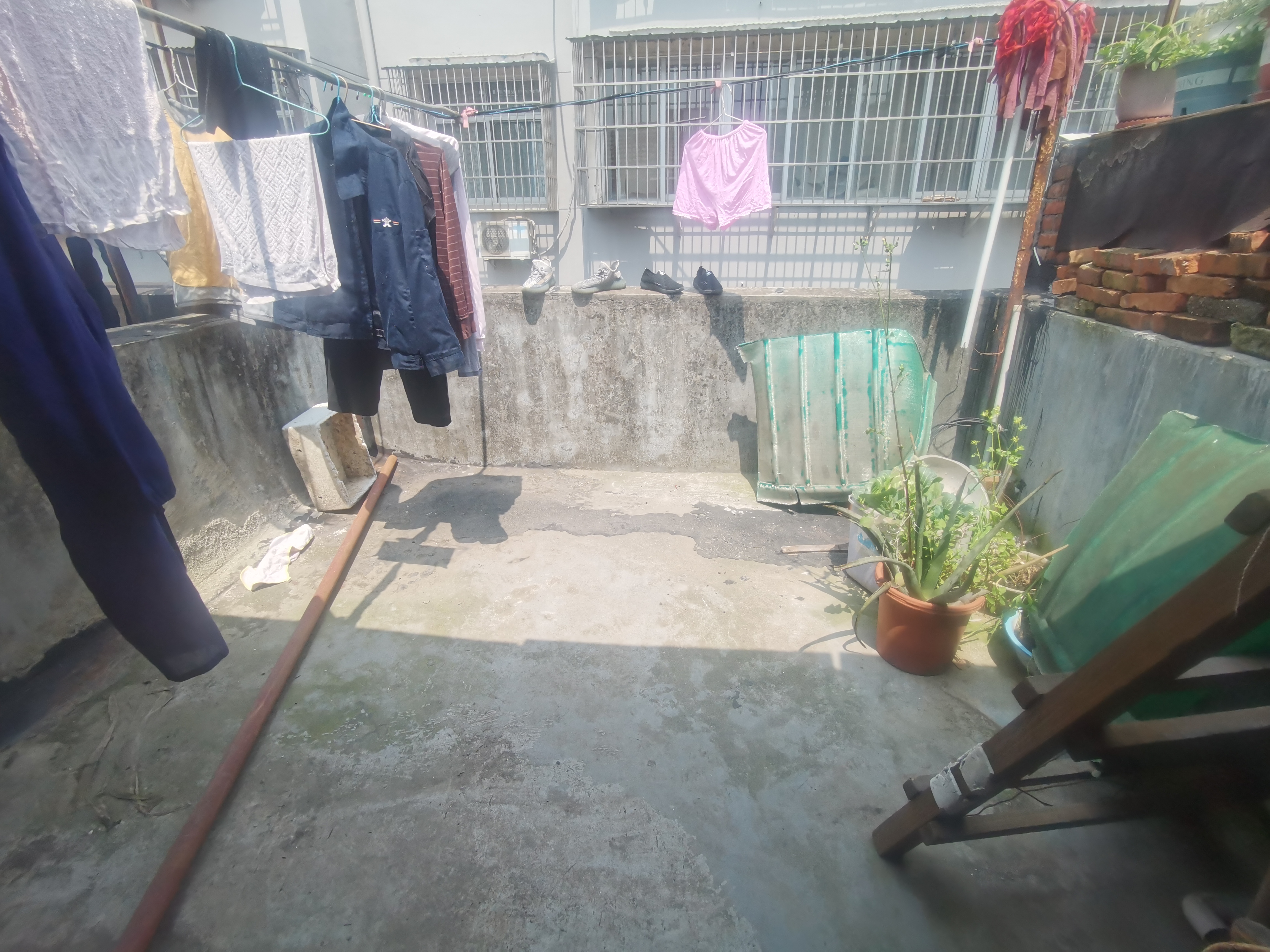 城乡渠私房一楼可以当门面自住自营都方便便宜卖了看房方便