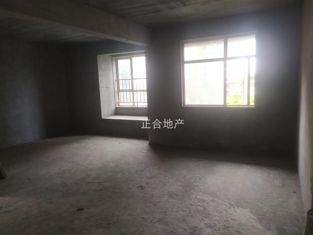 房东急卖降价13万❗❗❗城南领秀城，南北通透双阳台，证满二