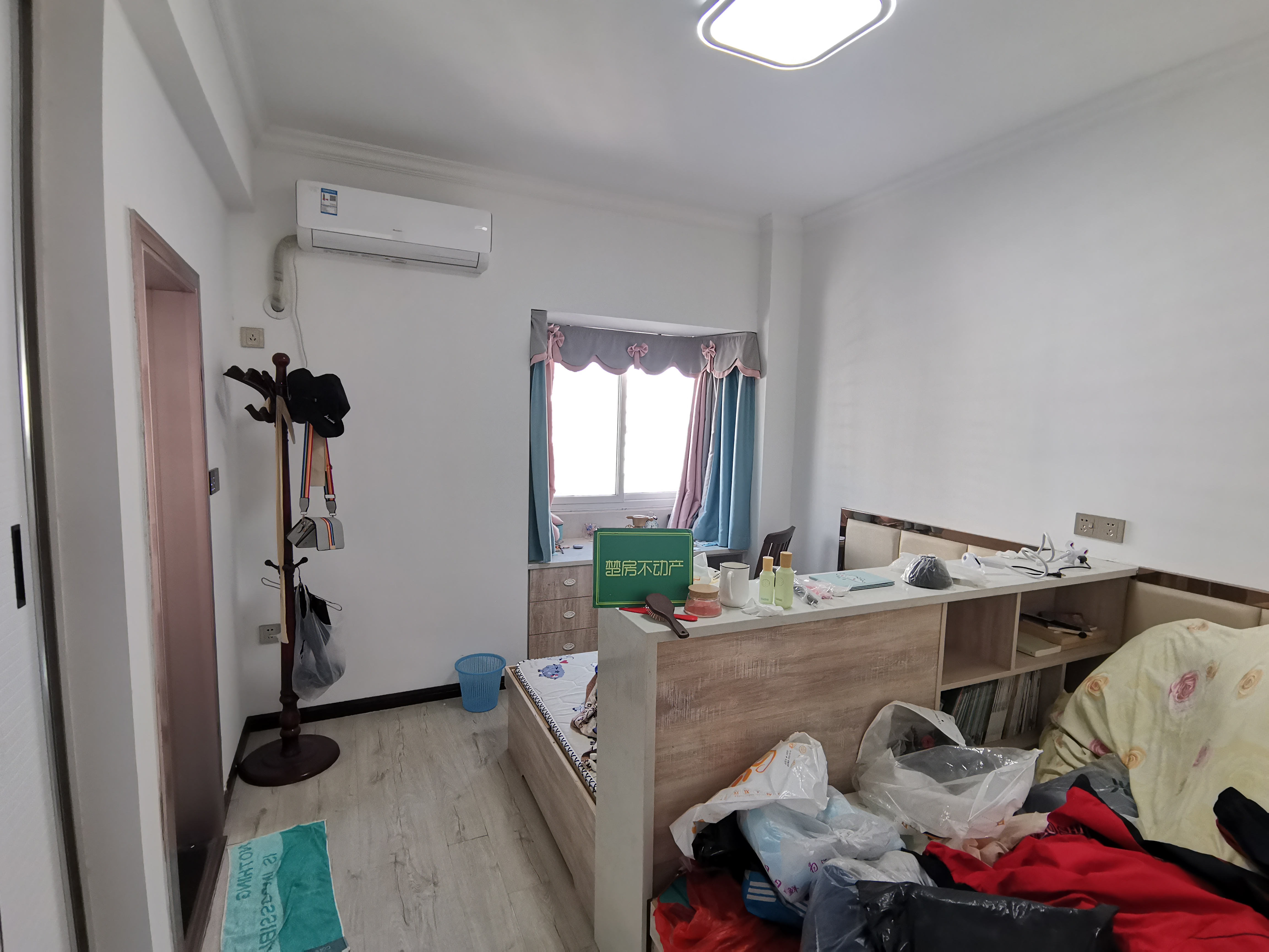 亏十几万诚心卖， 付10万好楼层，只卖毛坯价，证满二