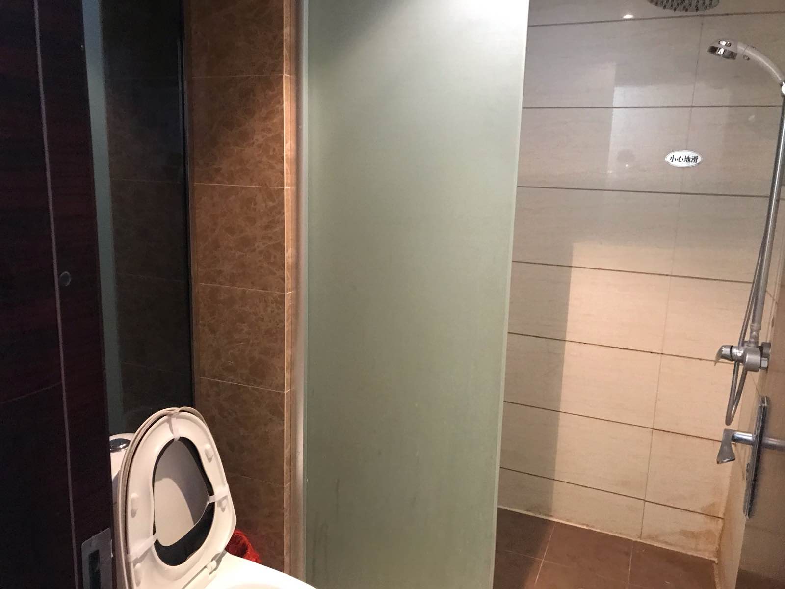 凯宾斯国际大酒店精装2房诚心出售