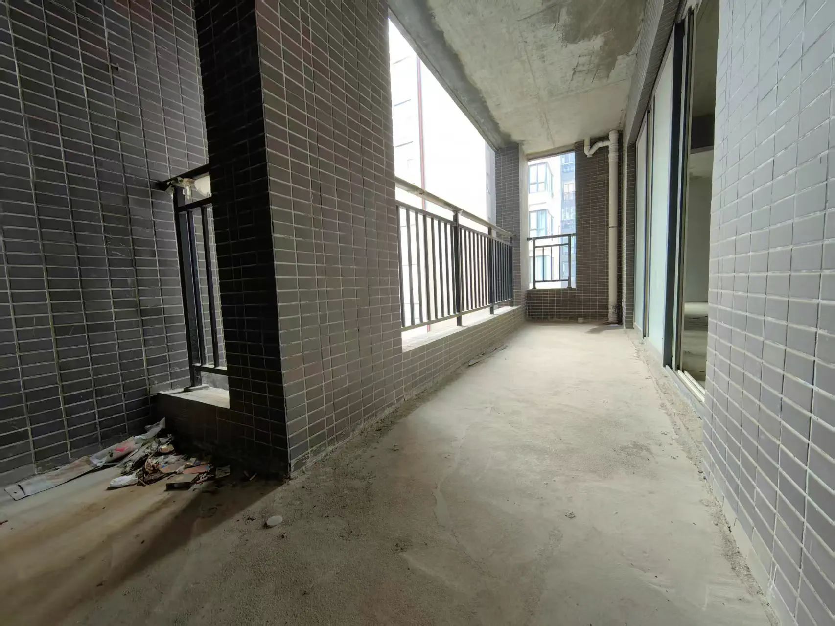 捡漏，城东，和合国际，人车分流，单价3600，证满二，电梯好楼层