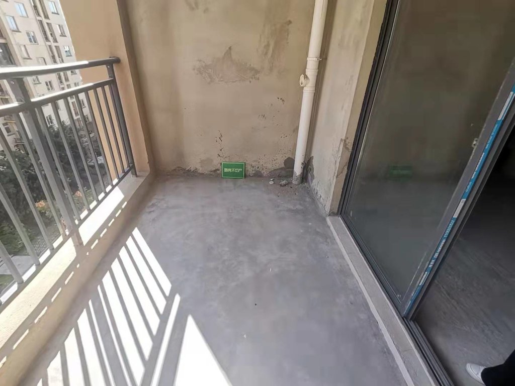 锦绣江山旁善德华府南北双阳台有不动产证看房方便价格可谈