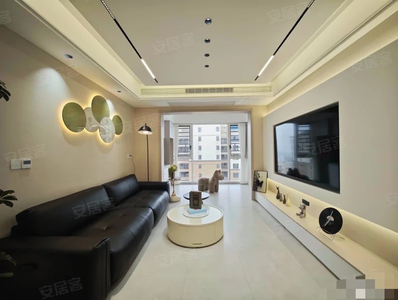 降价了，城南，沔‮天阳‬泽园，全新‮装精‬三‮两房‬卫，紧邻大‬学城，拎包入住