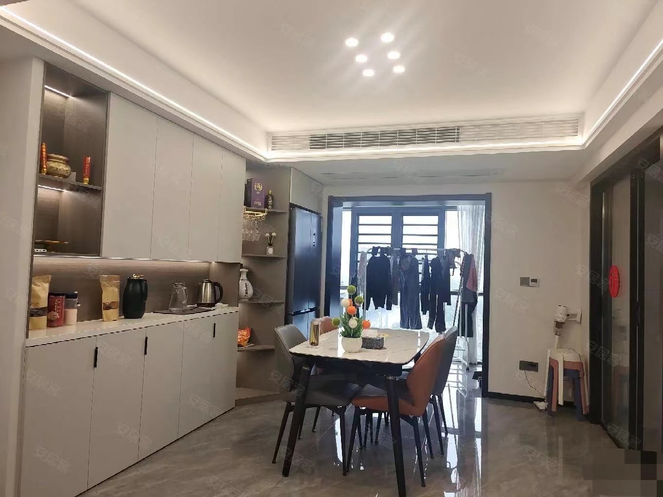 降价10w，房东亏本出，城南复式楼，单价4862，中间楼层，平层复式，非顶楼，证满二，诚心出售