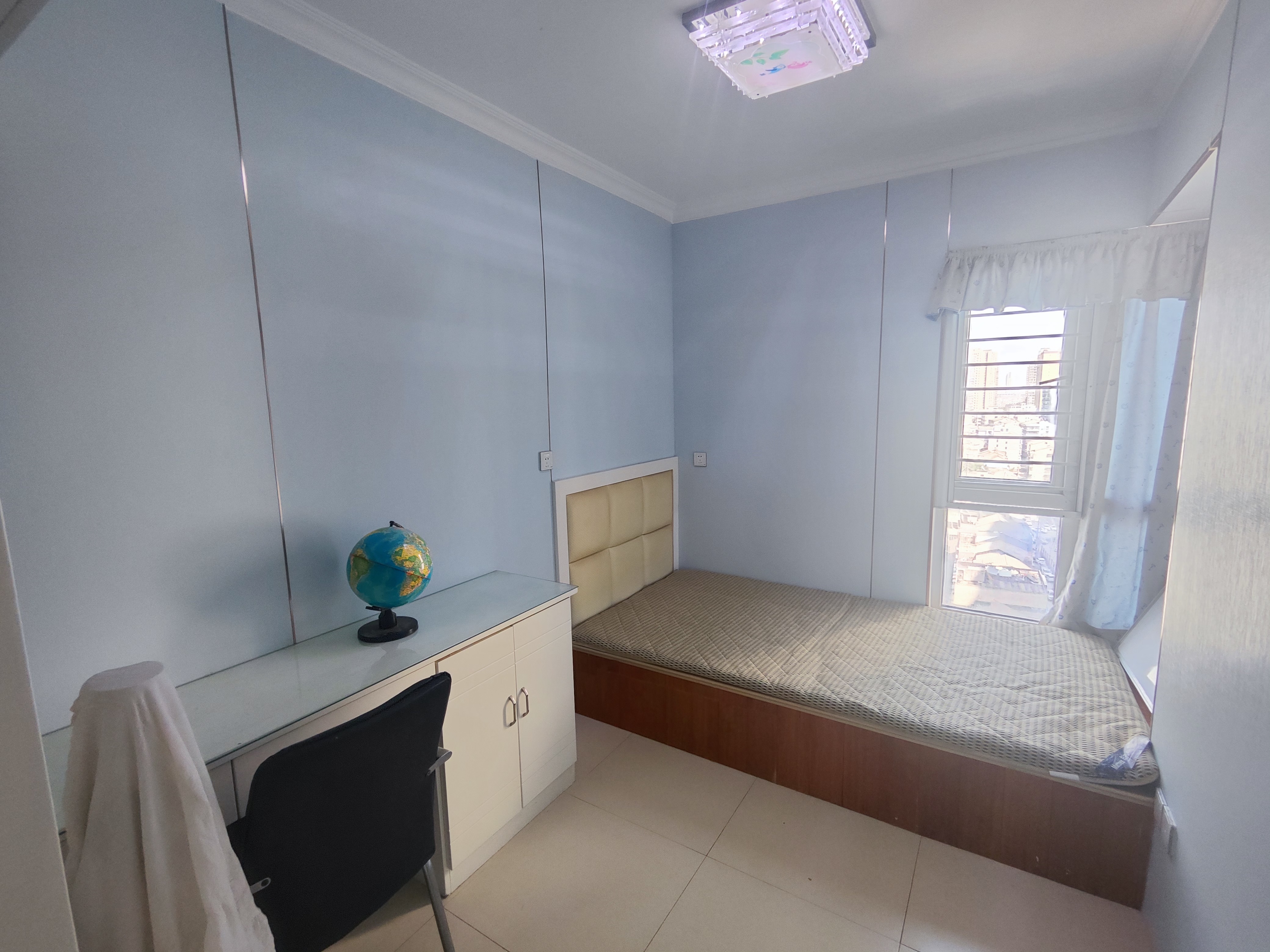 福星城精装三房保养的很好好楼层业主诚心卖看房方便