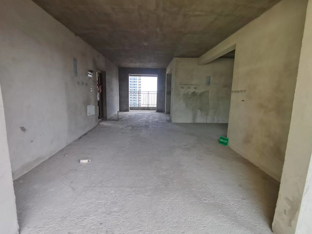 领秀城领秀城毛坯大三房带车位房东诚意出售