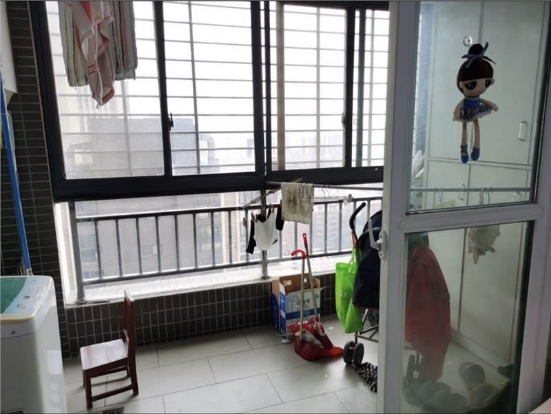 和合国际小户型两房精装好楼层采光好周边配套全可带车位