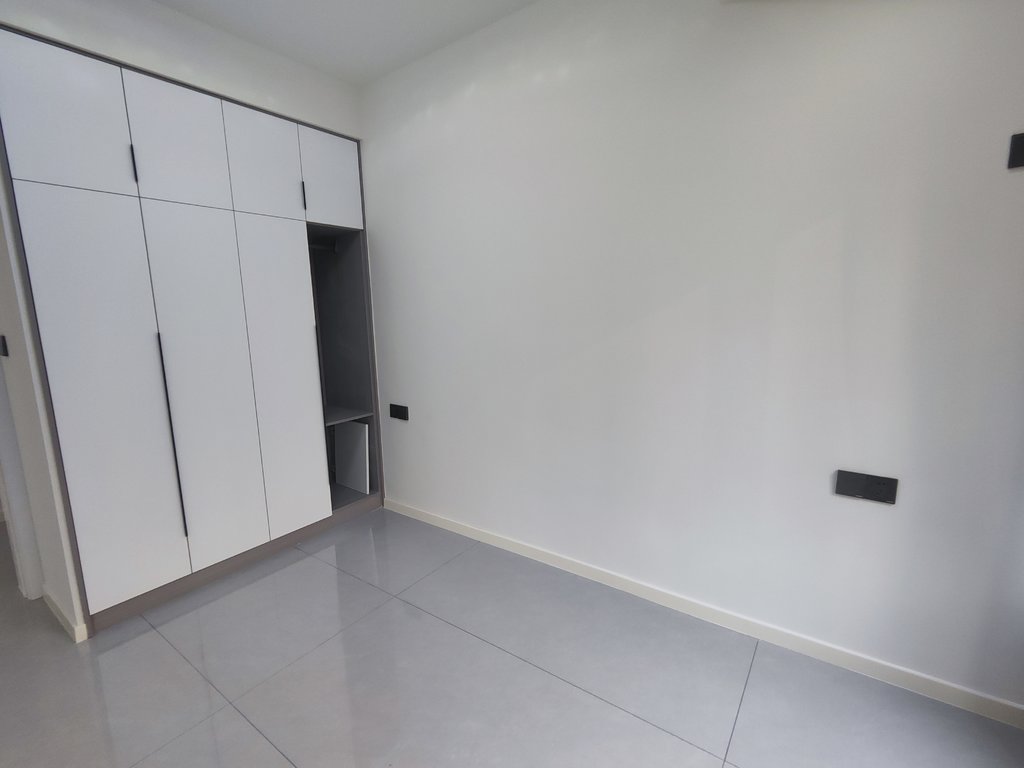 锦绣江山.全新精装三房.南北通透.看房方便