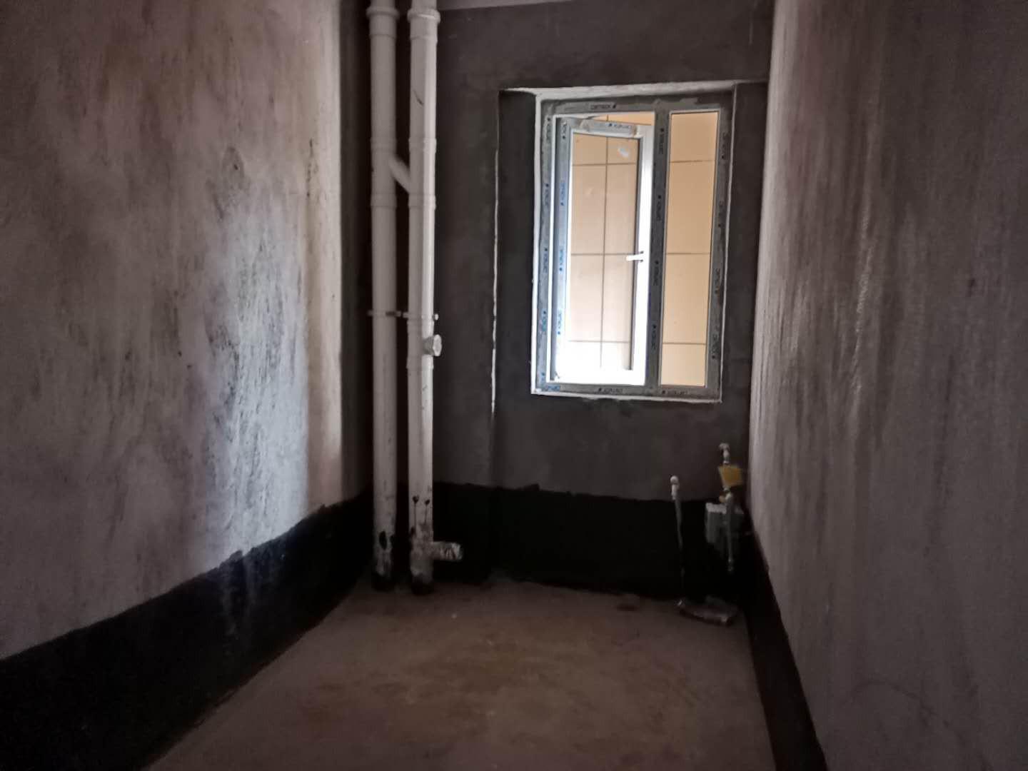 新二中 对面森林国际大两房楼层好户型方正