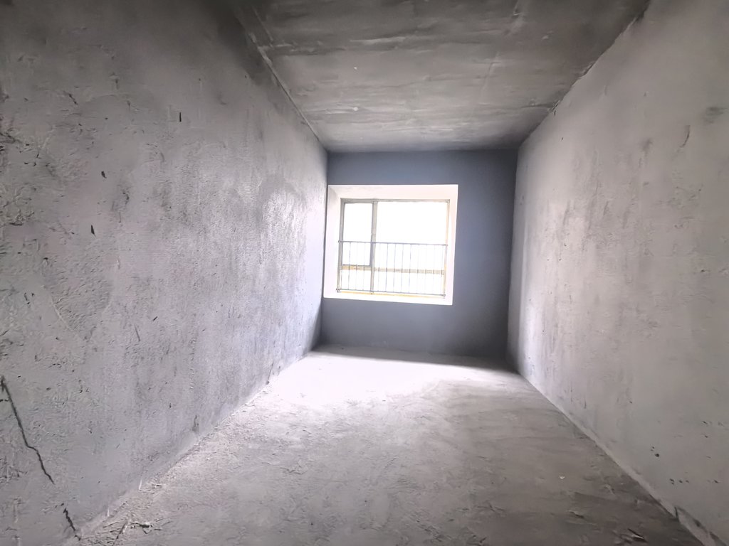 御湖世家.湖景3房.证满2年.送地下车位