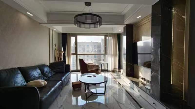 满庭春.精装三房改了两房.证件满二.看房方便