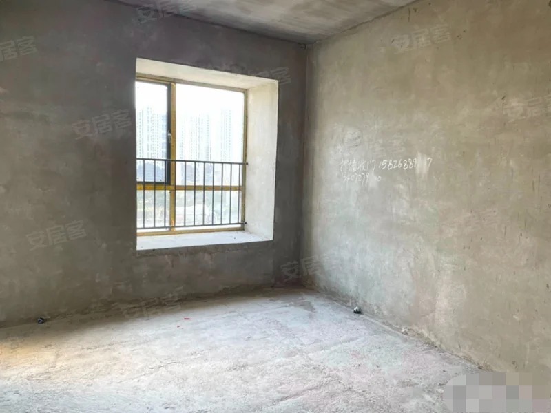 392，大‬捡漏，​元泰C区，单价3803，一口价50万，沔‬阳‮学小‬和新‬三中，南北通透，大三房