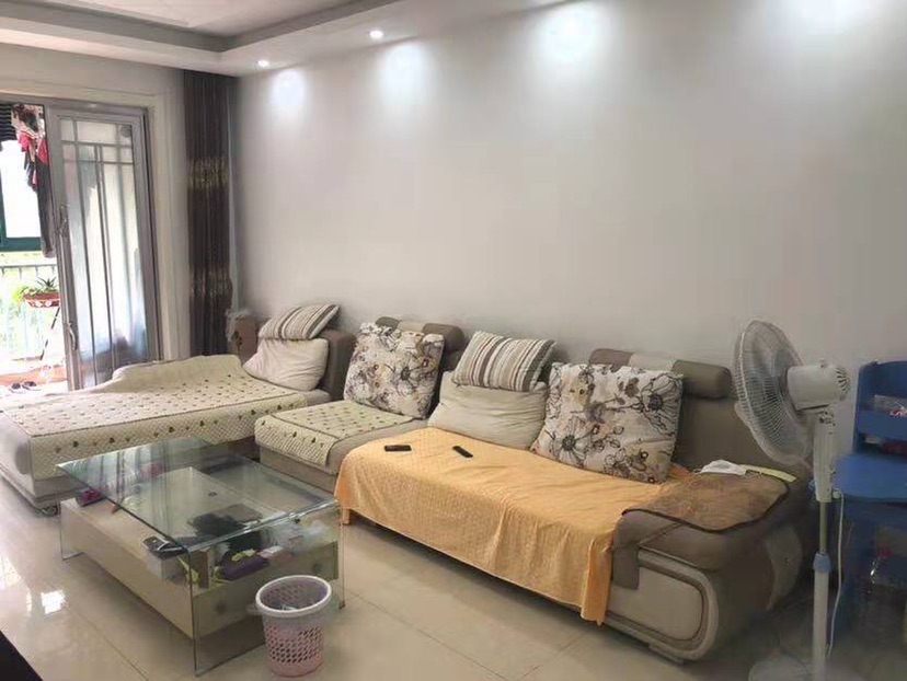 城一号小高层，精装修，拎包入住