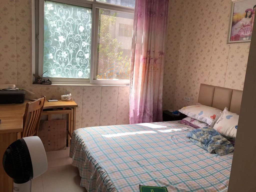 世纪雅园精装两房步梯中层周边配套齐全生活方便