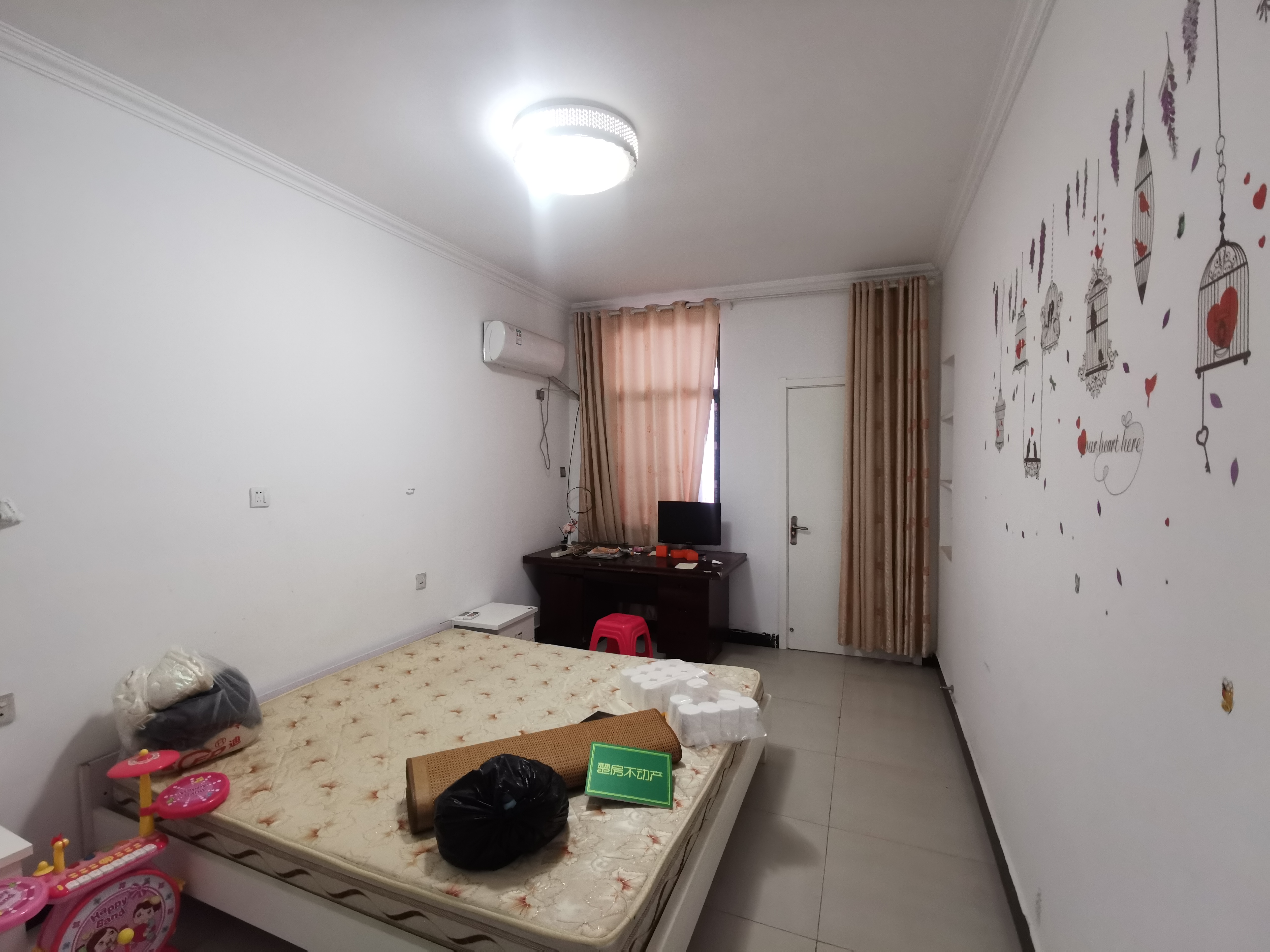 西桥三医院旁建材公司宿舍三室新装修了的拎包入住看房方便