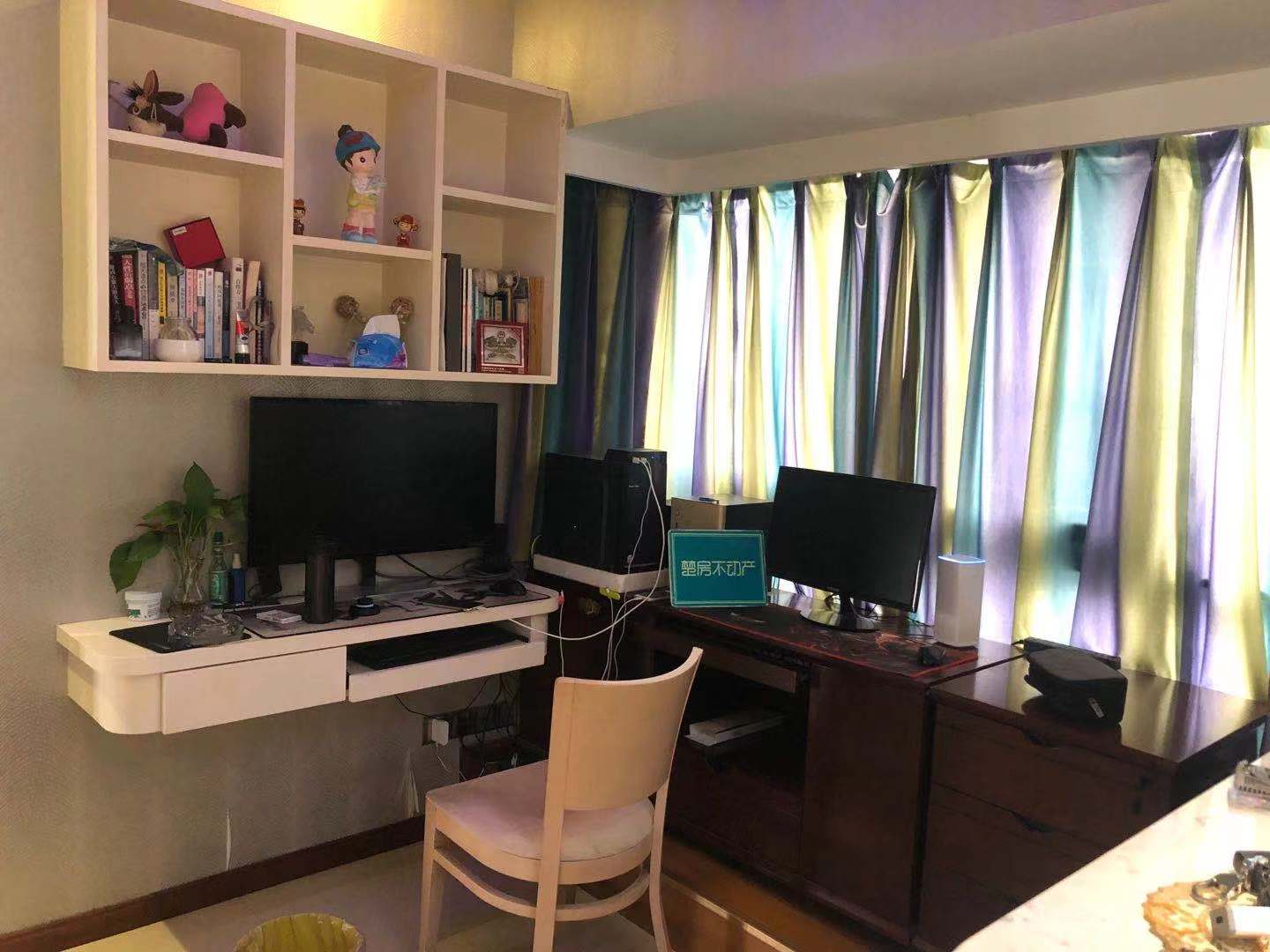 圣淘沙，精装大三房，楼层超好， 看房！