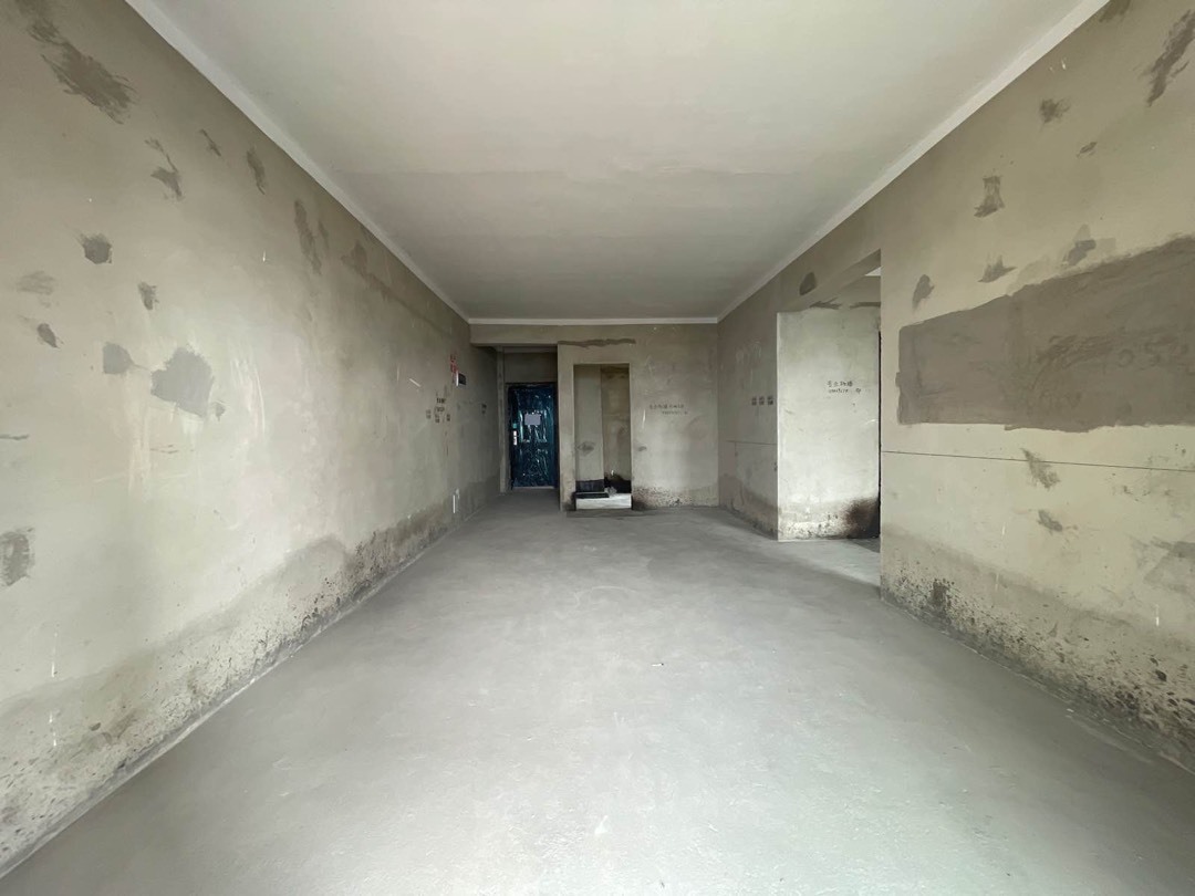 沔阳公园旁，亏本出售，捡漏，森林国际，好楼层，单价5000，证满二。二中、二小、