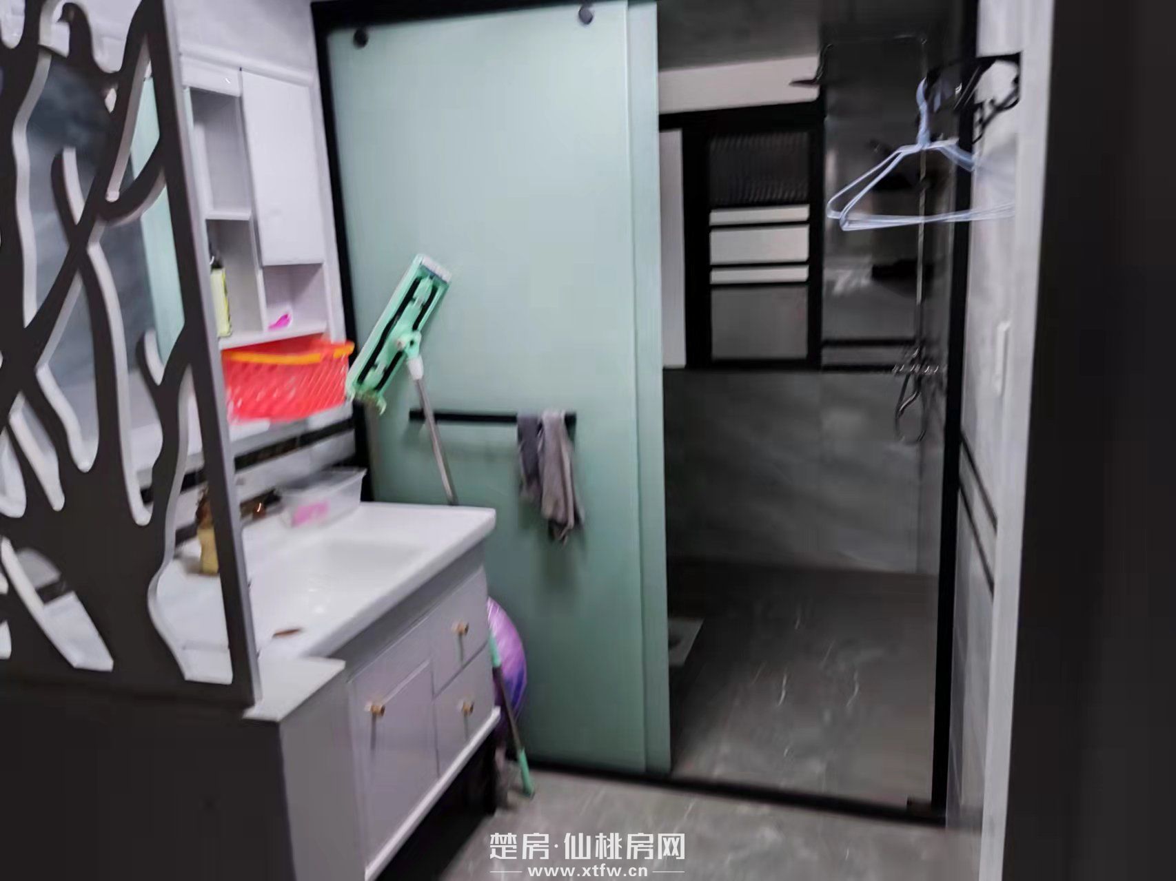 锦江国际（实验高中附近）