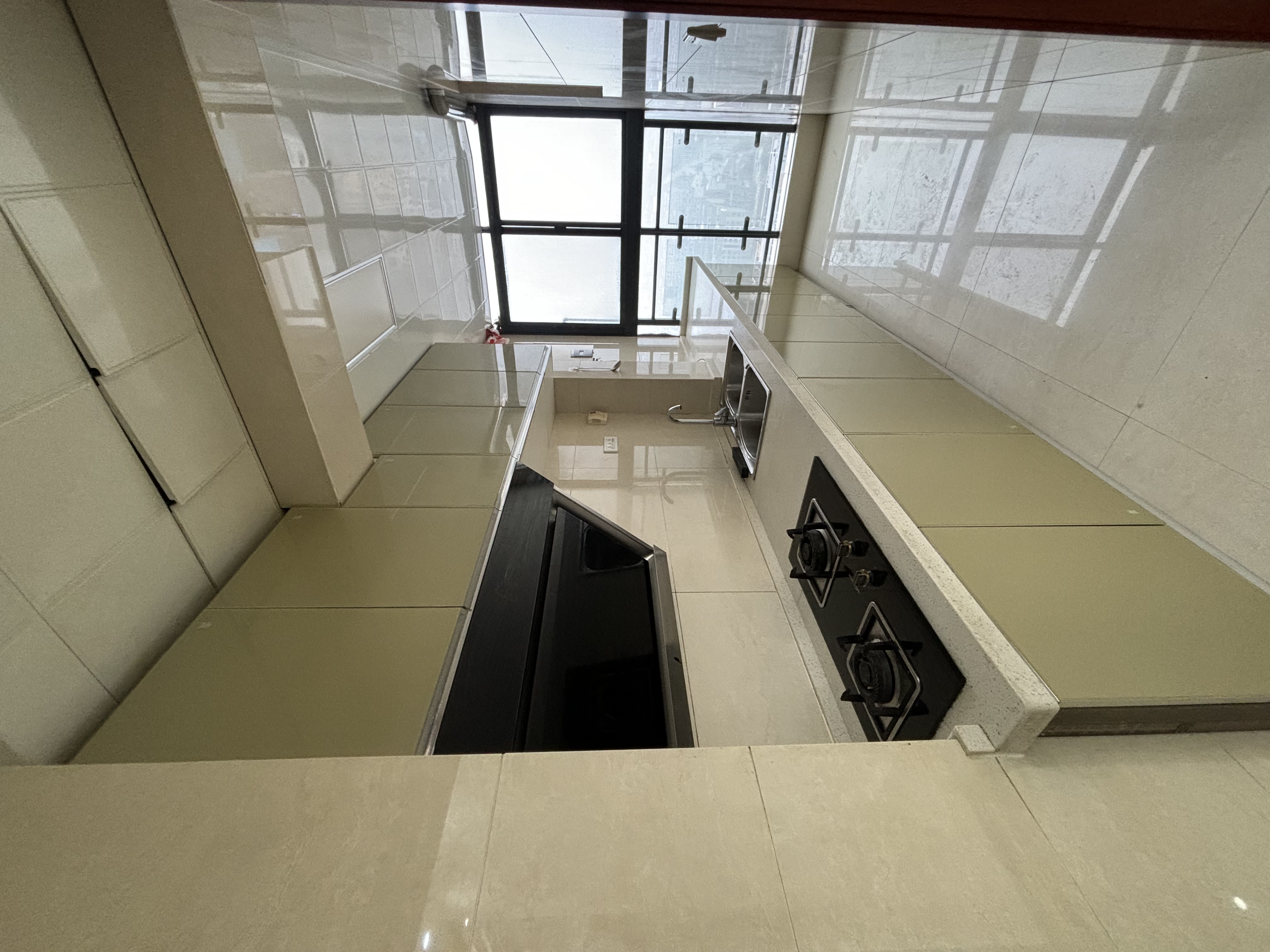 福星城.精装三房.证件满二.看房方便