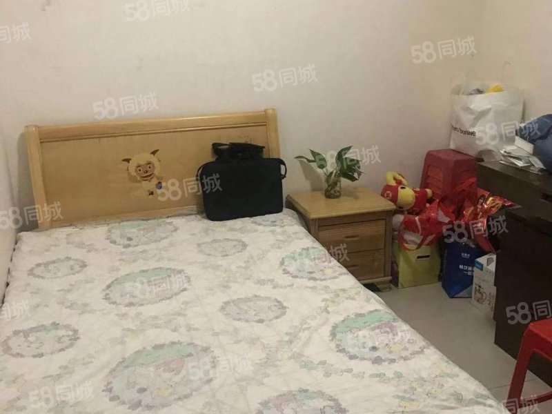  生活配套完善春江花园大三房41万正满2拎包入住有钥匙