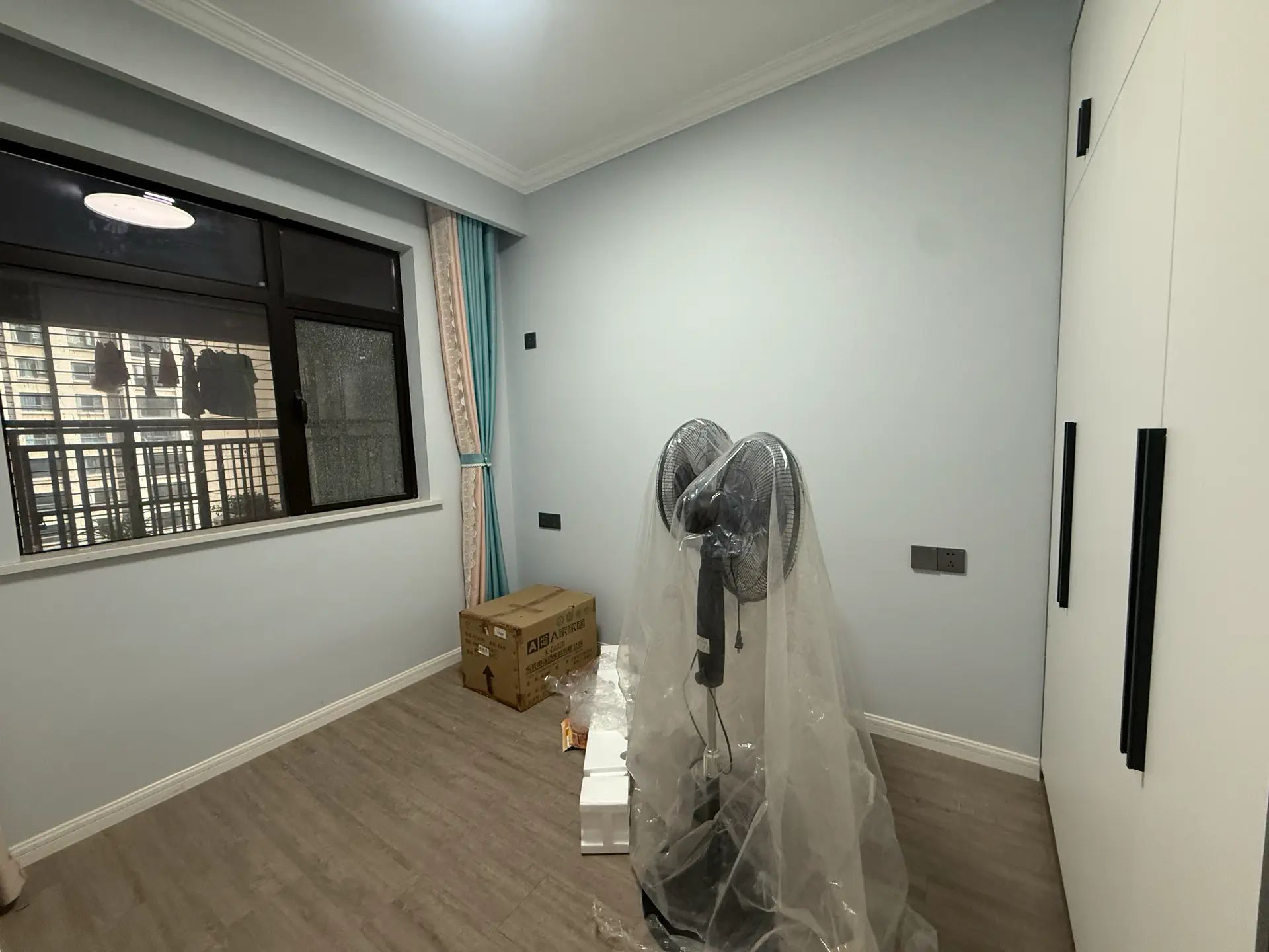 捡漏，降价7万，御湖世家，送车位，精装三房，证件满二