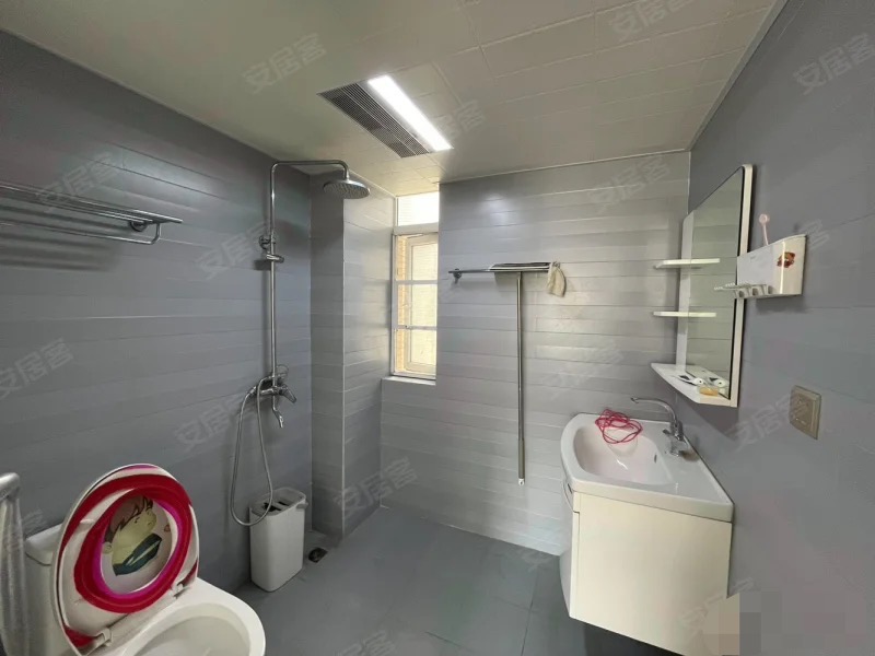 377，捡漏，和合国际，精装三房，电梯好楼层，边户，成色新。拎包入住