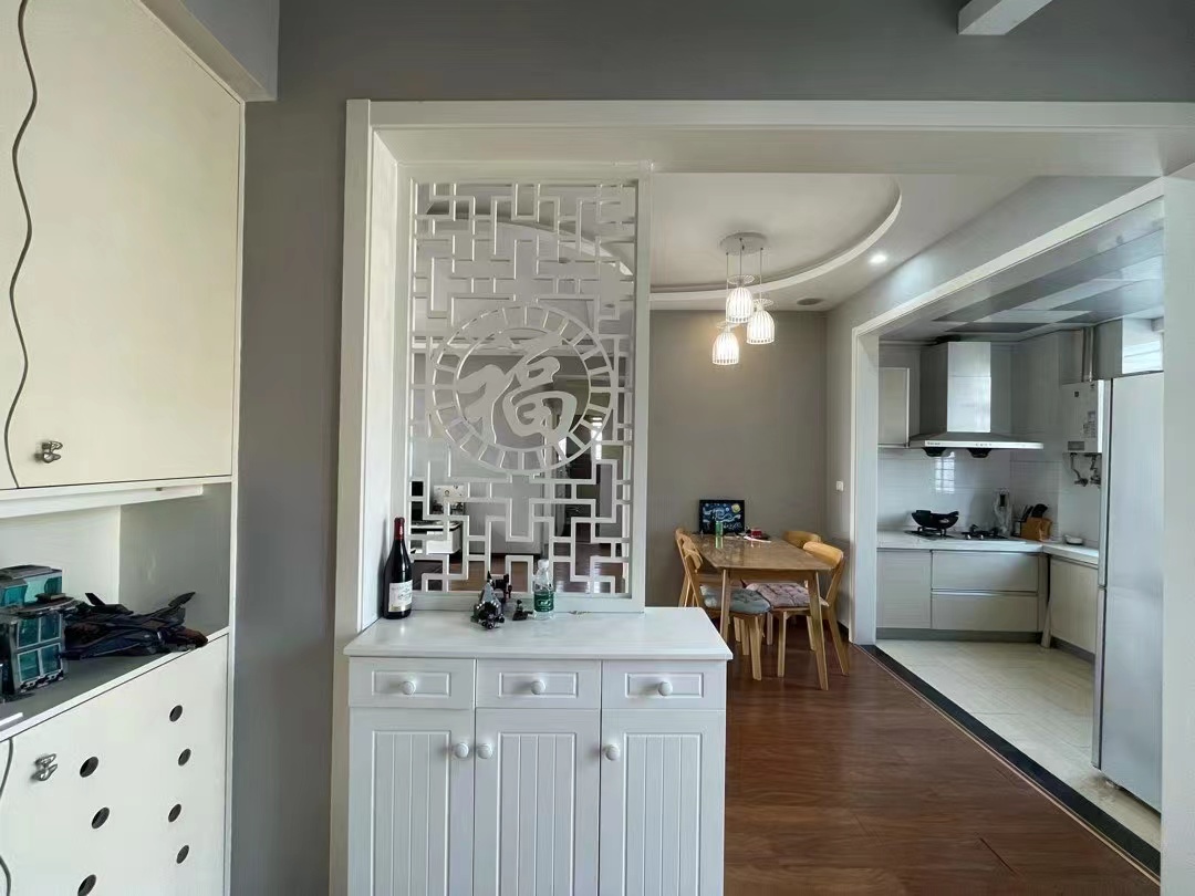 33，仙桃xiao学旁，电梯小高层，南北通透，送入户花园