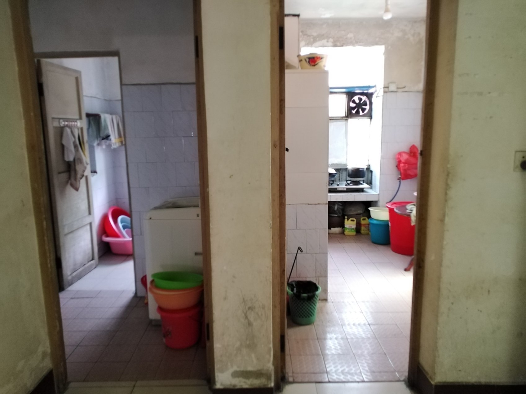 四中附近华建小区交通方便配套成熟