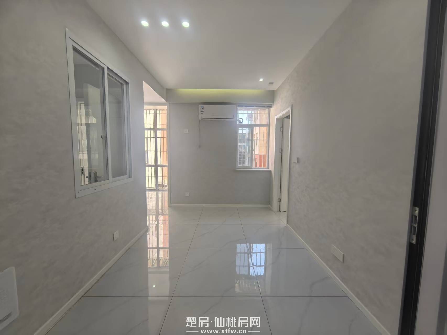 电梯80平全新精装24.8万