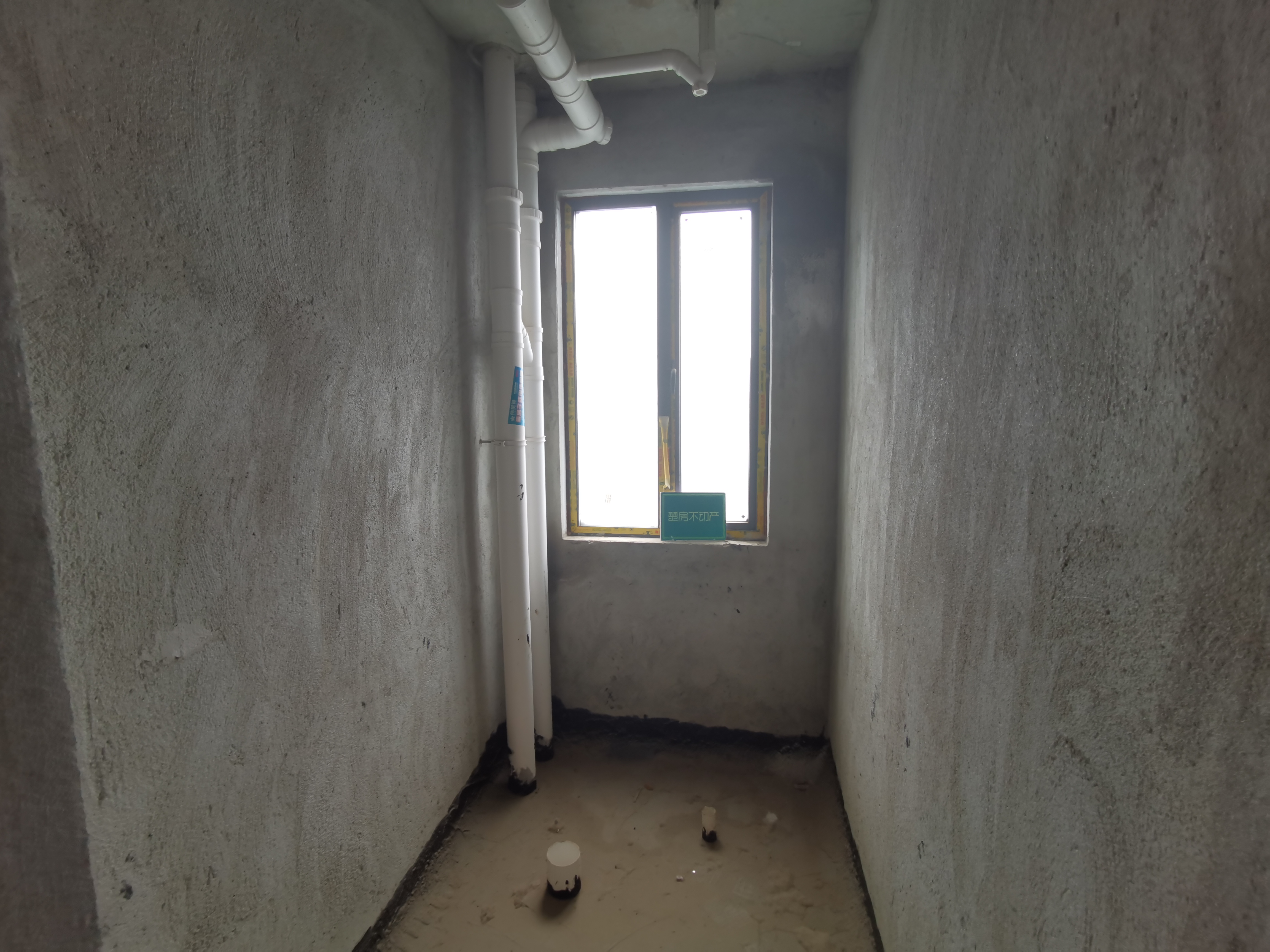 财源盛景毛坯大三房，视野 ，看房方便业主诚心卖