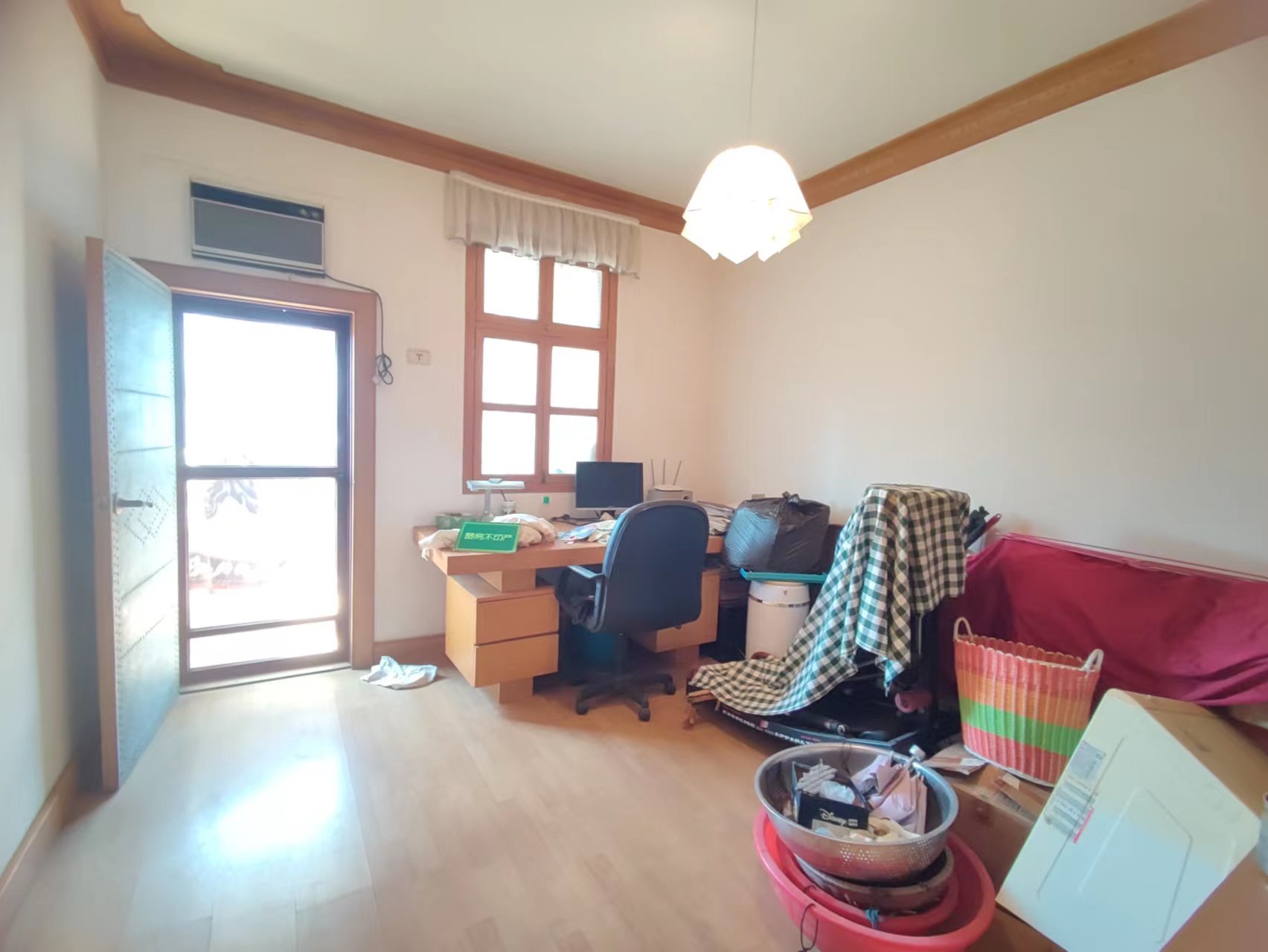 复州花园精装修步梯5楼两证齐全税费少价格可谈