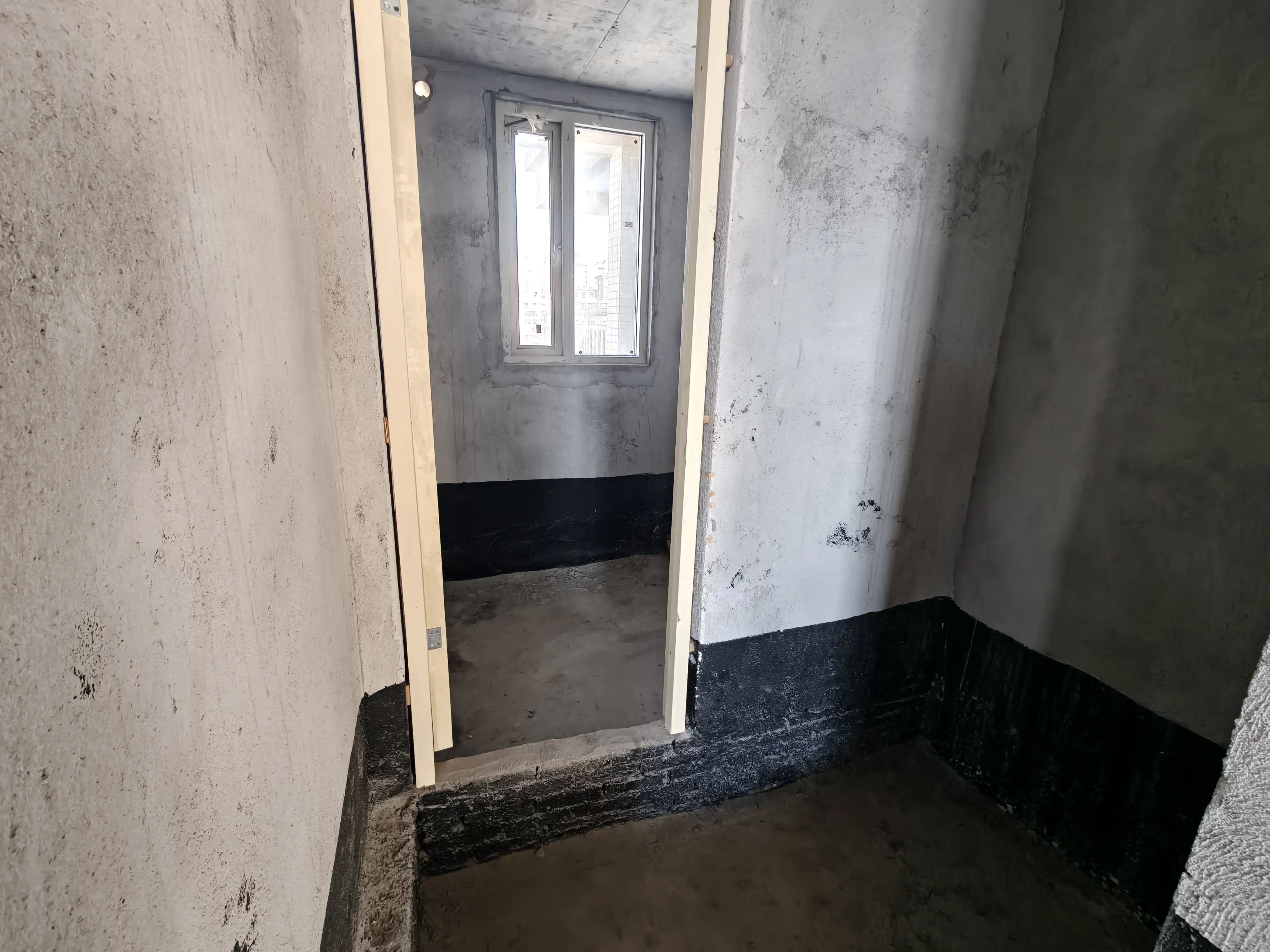 城南，新城名都，大户型边户，中间好楼层，满二，送车位