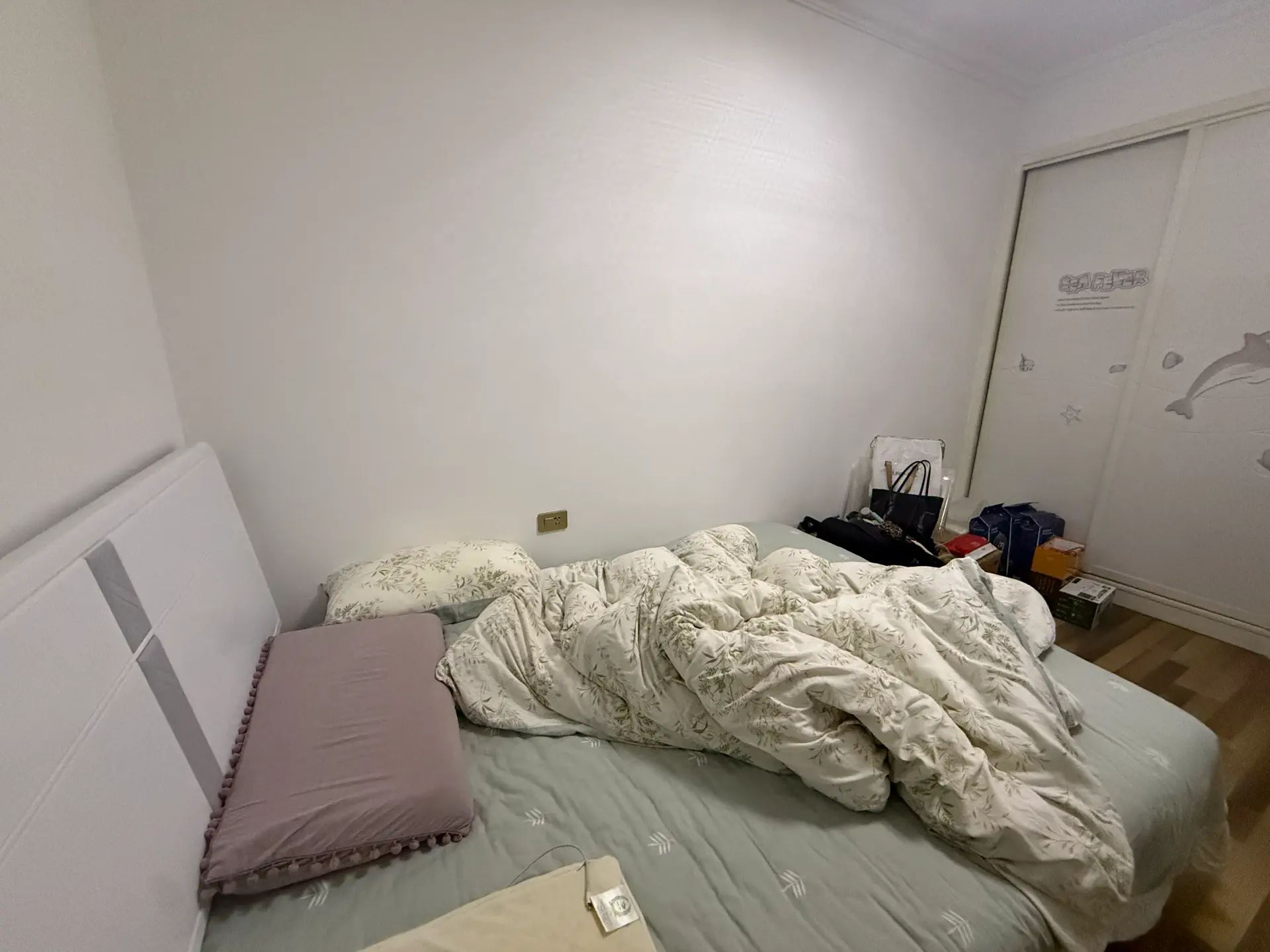 亏本出售，捡漏，颐和公馆，精装小三房，好楼层，一口价​35.8万，证满二