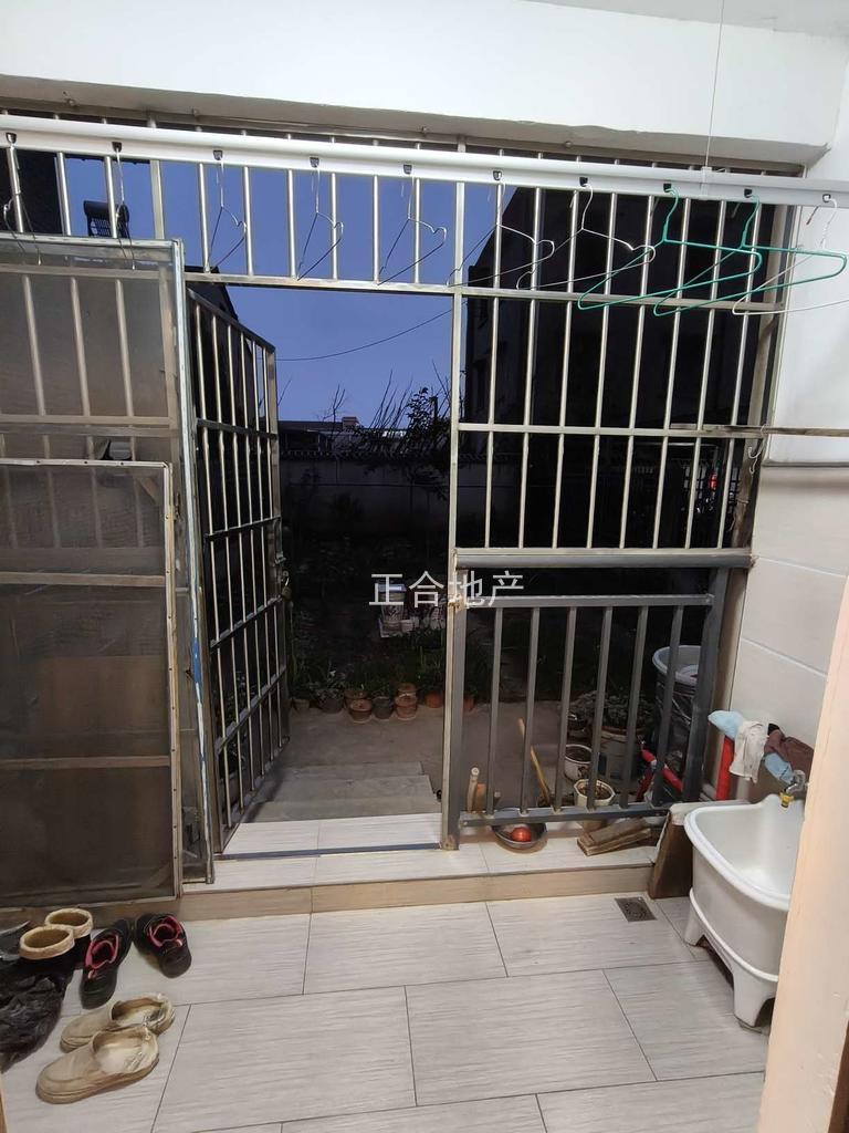 捡漏，水云间，精装三房两卫，赠送100平菜园子，报价36万，满五