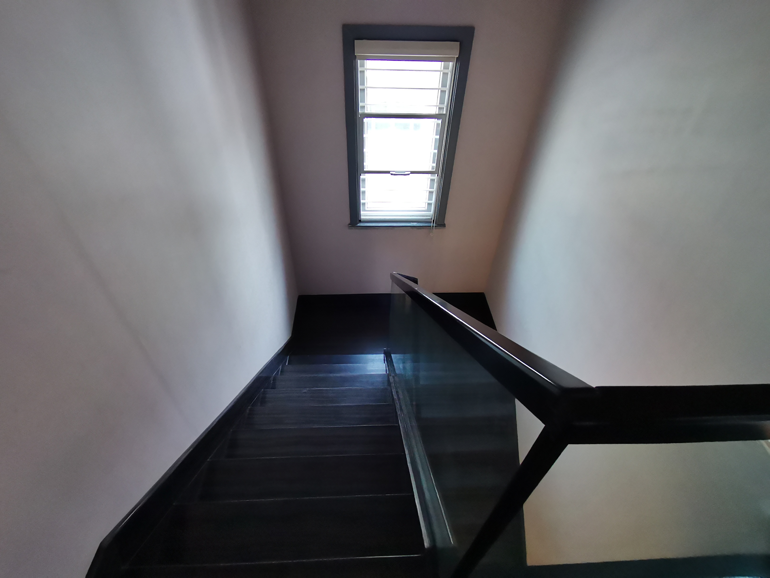 御江湾别墅.全屋品牌装修.光装修都花了90几个.房子带超大院子.看房有密码