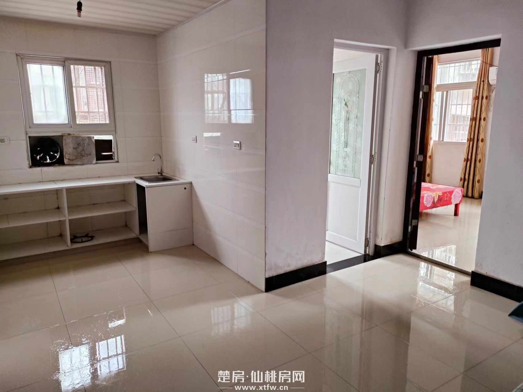 老三中附近出行便利